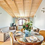 Romeo Seaside Luxury