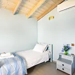 Romeo Seaside Luxury Agios Georgios Pagon