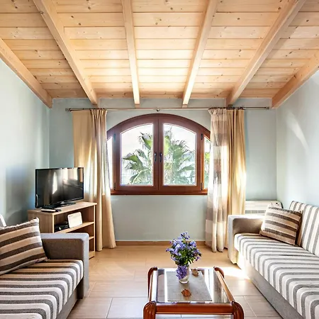 Romeo Seaside Luxury * Agios Georgios Pagon