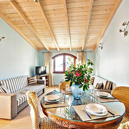 Romeo Seaside Luxury