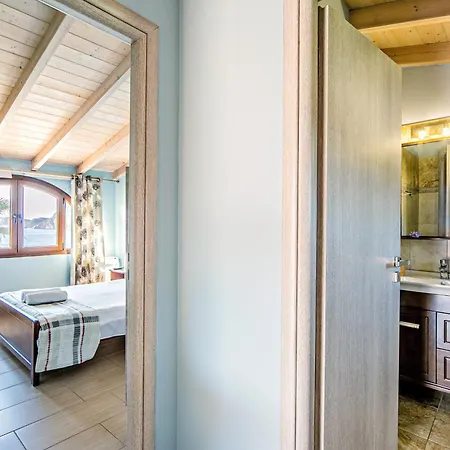 Apartamento Romeo Seaside Luxury Agios Georgios Pagon